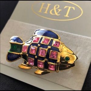 Beautiful fish brooch, H & T  Enamel Crystal Rhinestone, 1 1/2”W